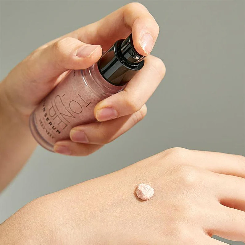 VELY VELY Vitamin Dark Spot Tone Up Sun Serum SPF50